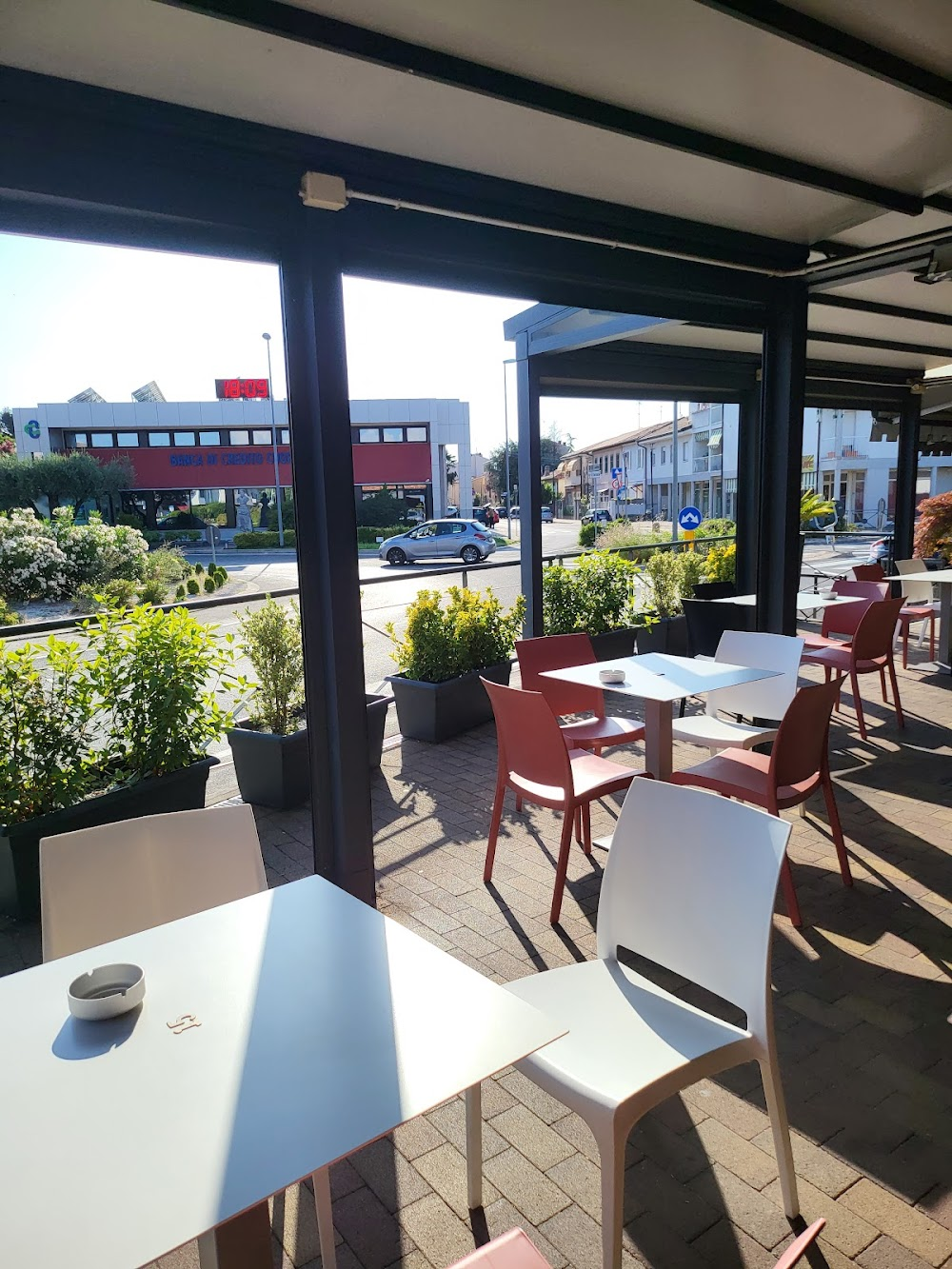 Taverna Cafe